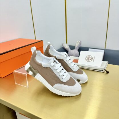 Hermès Spring and Summer Classic Couple Style Gray and Brown Colorblock Sports Casual Shoes - Image 2