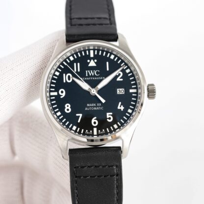 IWC Super Mark Pilot's Watch - Image 2