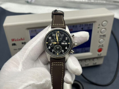 IWC Pilot's Watch Chronograph - Image 2