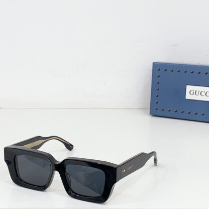 Gucci fashion sunglasses - Image 3