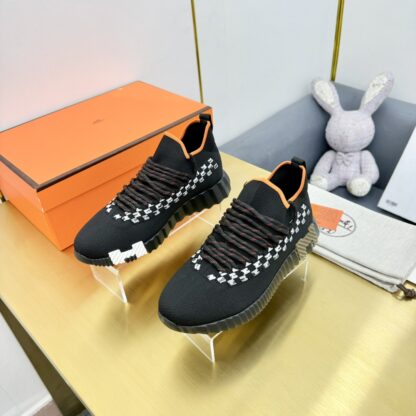 Hermès Spring and Summer Black, Gray and Orange Colorblock Couple Classic Sports Casual Shoes - Image 2