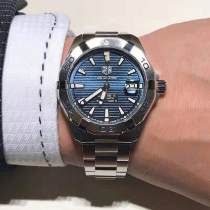 TAG Heuer Aquaracer Series Mechanical Watch - Image 2
