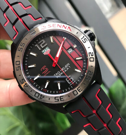 TAGHeuer Quartz Men's Watch - Image 2