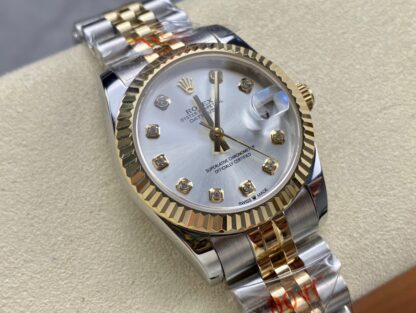 Rolex women's model with single calendar and chronograph, 31mm diameter - Image 2