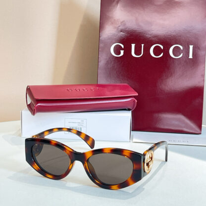 Gucci fashion sunglasses - Image 2