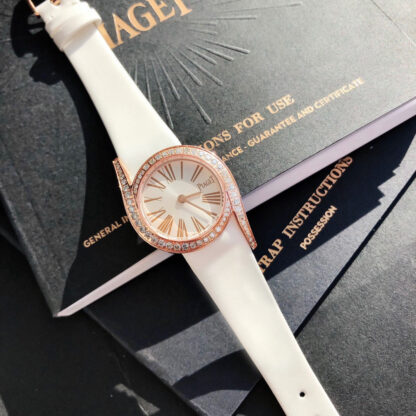 Piaget elegant and refined watch - Image 2