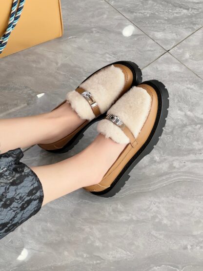 Hermes Beige Brown Comfortable Trendy Leather Loafers