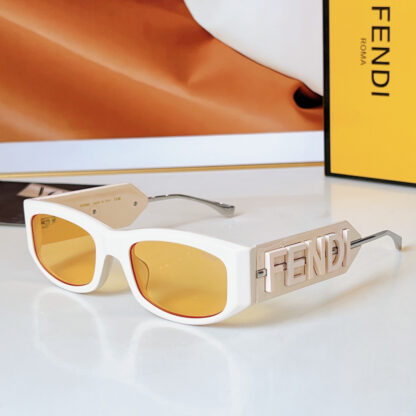 FENDI fashion trend sunglasses - Image 3