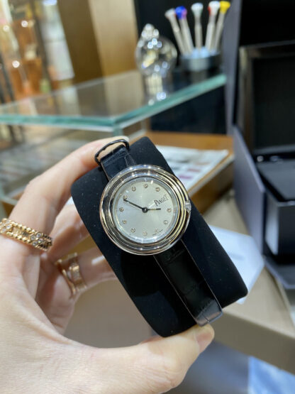 Piaget's entry-level watch with a refined and versatile look - Image 2