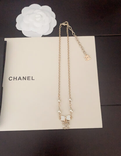 Chanel White Bow Necklace