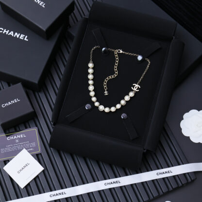 Chanel versatile pearl necklace - Image 2