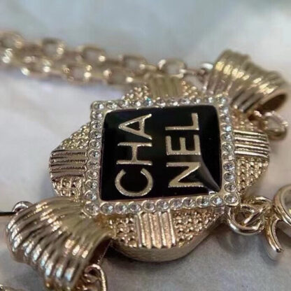 Chanel square drop oil black letter necklace - Image 2