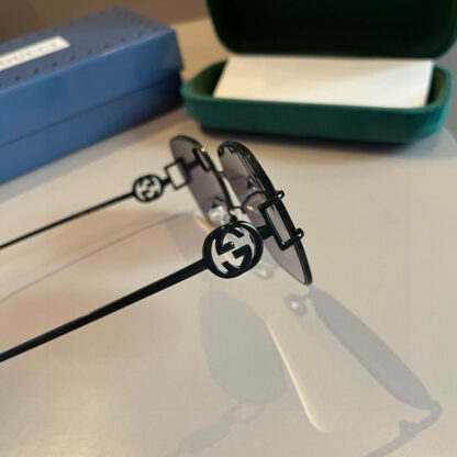 Gucci fashion sunglasses - Image 2
