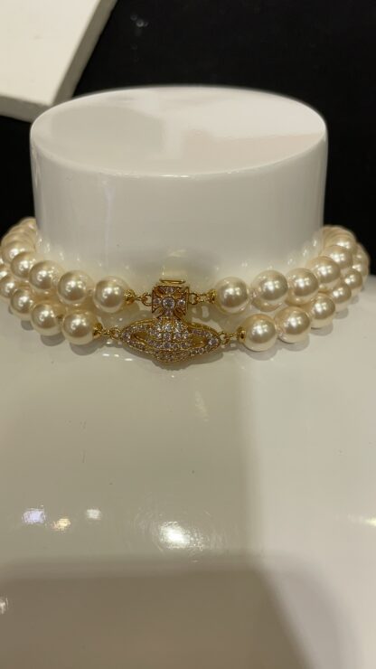 Vivienne Westwood Gold Diamond Saturn Magnetic Clasp Double Pearl Necklace - Image 2