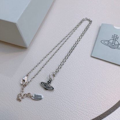 Vivienne Westwood classic large Saturn necklace unisex - Image 2