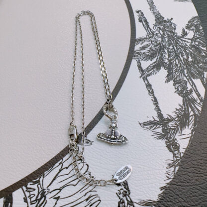 Vivienne Westwood classic large Saturn necklace unisex - Image 2