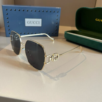 Gucci fashion sunglasses - Image 2