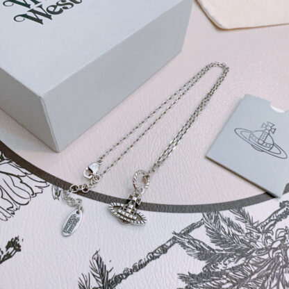 Vivienne Westwood classic large Saturn necklace unisex - Image 2