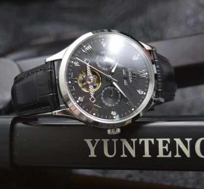 Omega Premium Men's Watch - Image 2