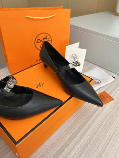 Hermès black holiday essentials comfortable loafers - Image 2