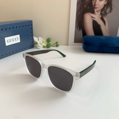 Gucci fashion sunglasses - Image 2