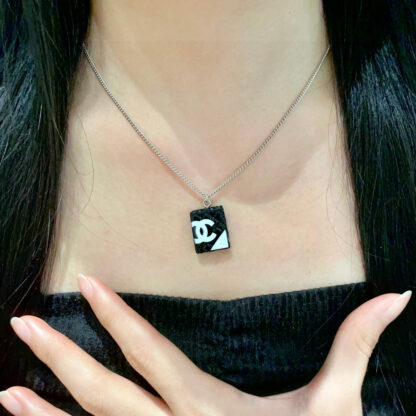 Chanel prismatic double C necklace - Image 3