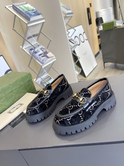 Gucci platform loafers - Image 2