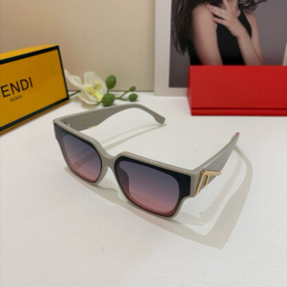 FENDI fashion trend sunglasses - Image 3