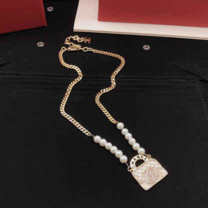 Chanel fashionable bag necklace - Image 2