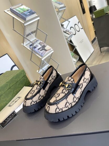 Gucci platform loafers - Image 2