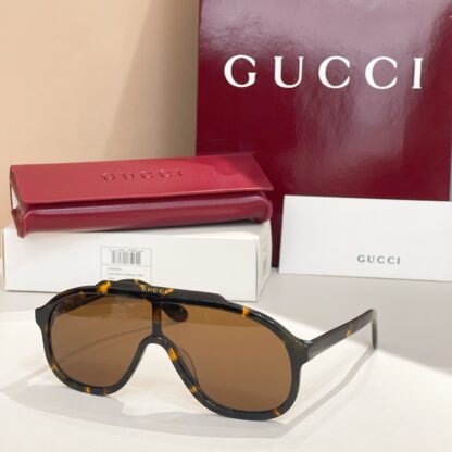 Gucci fashion sunglasses - Image 2