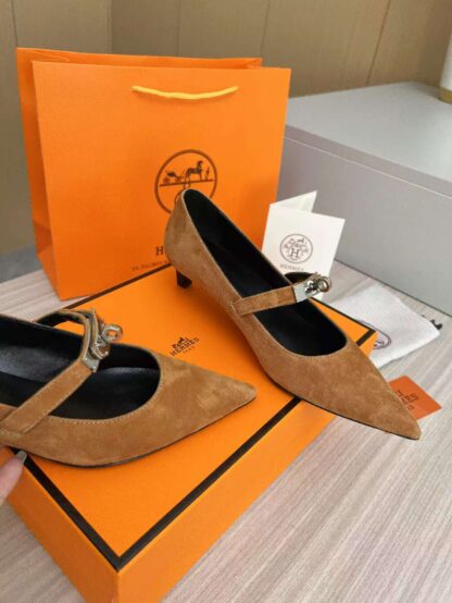 Hermès dark brown holiday must-have comfortable loafers - Image 2