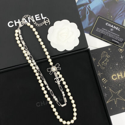 Chanel rhinestone bow pearl double necklace - Image 3