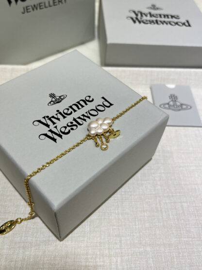 Vivienne Westwood Pearl Cloud Small Saturn Charm Bracelet - Image 2