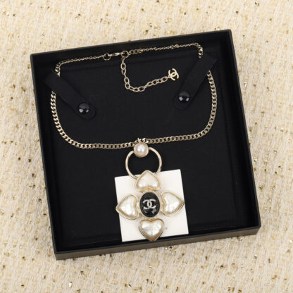 Chanel Heart Resin Necklace - Image 2
