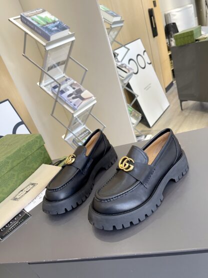 Gucci platform loafers - Image 3