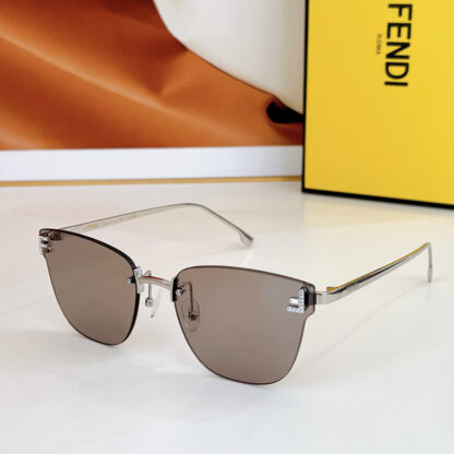 FENDI fashion trend sunglasses - Image 3
