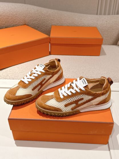 Hermès Beige Goatskin Casual Sneakers - Image 2