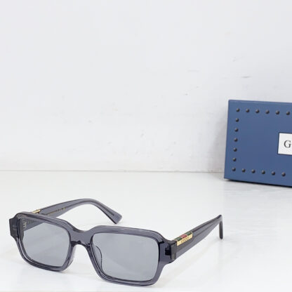 Gucci fashion sunglasses - Image 2