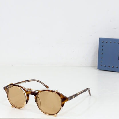 Gucci fashion sunglasses - Image 2