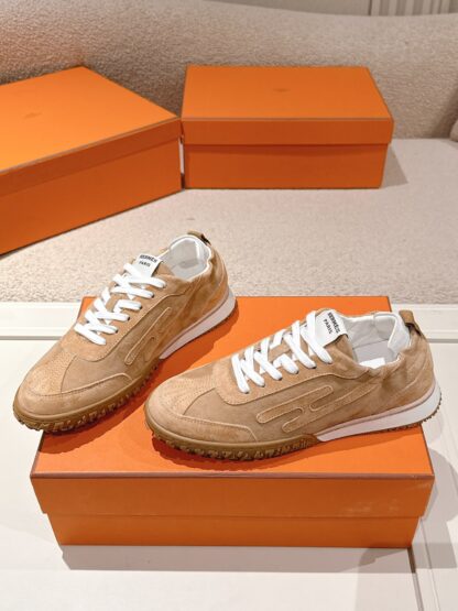 Hermès apricot brown goatskin contrasting sneakers, 2cm thick sole - Image 2