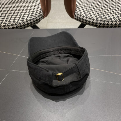 Prada Sen series men and women casual cap - Image 11