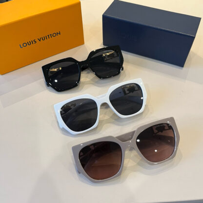 LOUIS VUITTON Fashion Sunglasses - Image 13