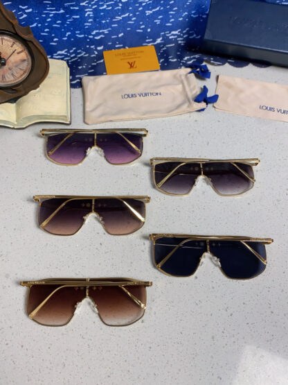 LOUIS VUITTON Fashion Sunglasses - Image 12