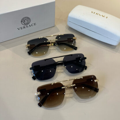 Versace fashion trend sunglasses - Image 12
