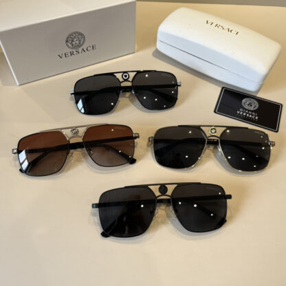 Versace fashion trend sunglasses - Image 11