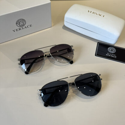 Versace fashion trend sunglasses - Image 12