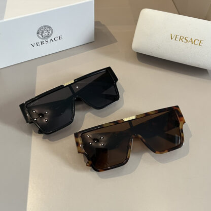 Versace fashion trend sunglasses - Image 13