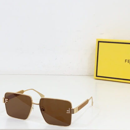 FENDI fashion trend sunglasses - Image 4