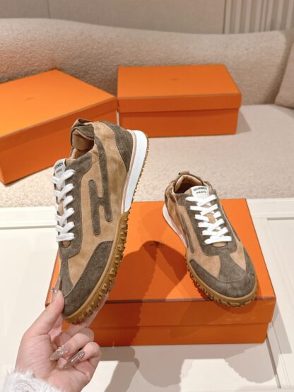Hermès grey-brown goatskin contrasting sneakers, 2cm thick sole - Image 3